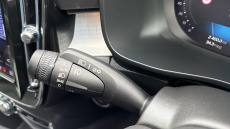 Volvo XC40 2.0 B3P Plus Dark 5dr Auto Petrol Estate